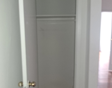 188 Claremont Avenue - Photo Thumbnail 4