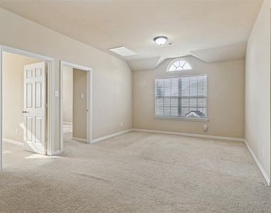 1429 Wellesley Drive - Photo Thumbnail 19