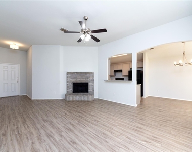 3928 Orcas Street - Photo Thumbnail 1