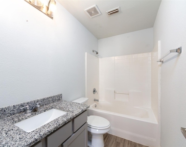 3928 Orcas Street - Photo Thumbnail 13