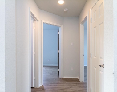 3928 Orcas Street - Photo Thumbnail 10