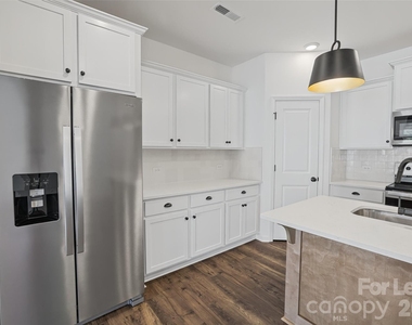 358 Drawbar Drive - Photo Thumbnail 9