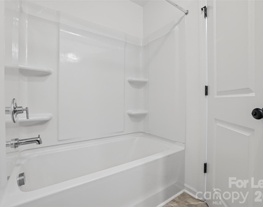 358 Drawbar Drive - Photo Thumbnail 28