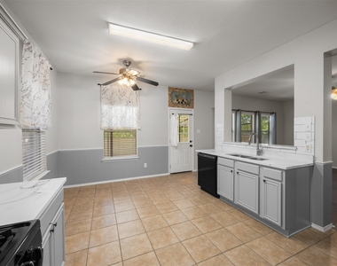 1100 Chesterfield Drive - Photo Thumbnail 20