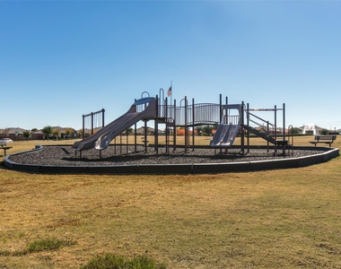4153 Cherry Ridge Drive - Photo Thumbnail 27
