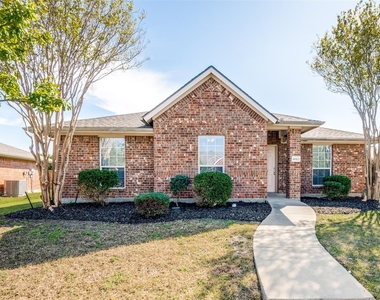 4153 Cherry Ridge Drive - Photo Thumbnail 2