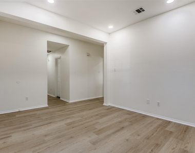 4153 Cherry Ridge Drive - Photo Thumbnail 18