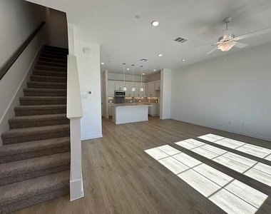 2422 Bulin Drive - Photo Thumbnail 2