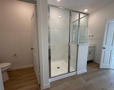 2422 Bulin Drive - Photo Thumbnail 11