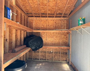2618 Creekview Drive - Photo Thumbnail 29