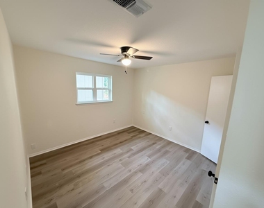 103 George Hopper Road - Photo Thumbnail 11