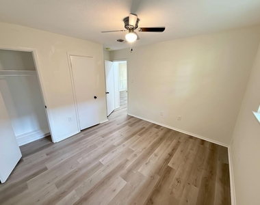 102 George Hopper Road - Photo Thumbnail 11