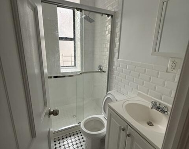 1484 Amsterdam Avenue - Photo Thumbnail 4