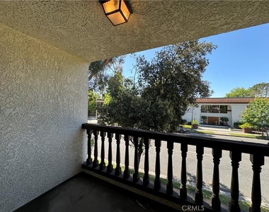987 E Del Mar Boulevard - Photo Thumbnail 5
