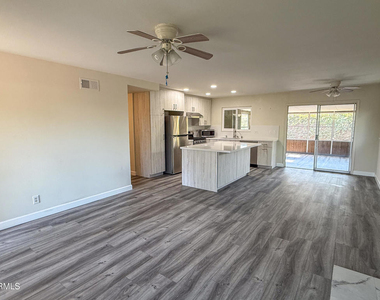 1730 W Hemlock Street - Photo Thumbnail 4