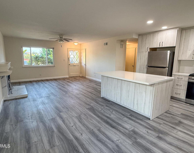 1730 W Hemlock Street - Photo Thumbnail 5