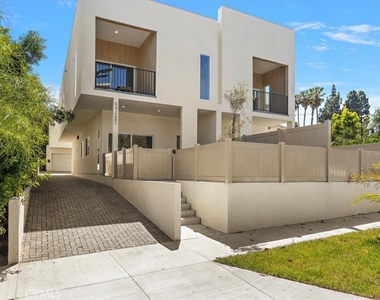 642 E Fairview Boulevard - Photo Thumbnail 23