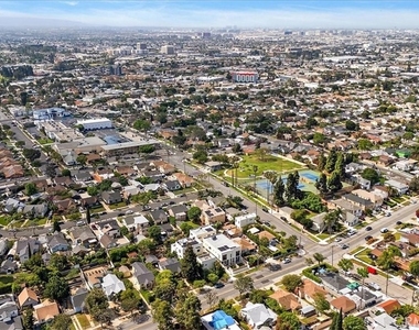 642 E Fairview Boulevard - Photo Thumbnail 23