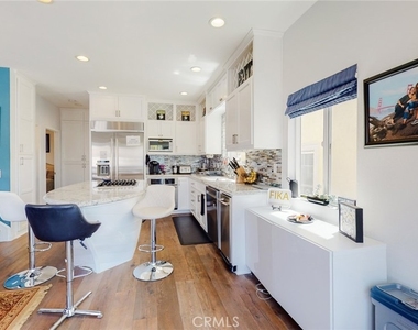 124 35th Street - Photo Thumbnail 43