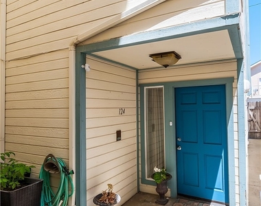 124 35th Street - Photo Thumbnail 3