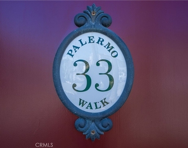 33 Palermo Walk - Photo Thumbnail 2