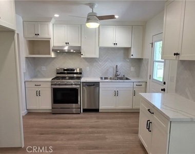 6001 Candlewood - Photo Thumbnail 19
