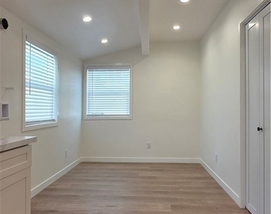 6001 Candlewood - Photo Thumbnail 21
