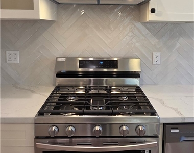 6001 Candlewood - Photo Thumbnail 15
