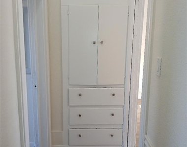 2111 Orange Street - Photo Thumbnail 6