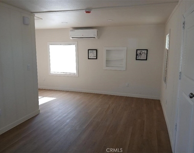 2111 Orange Street - Photo Thumbnail 25