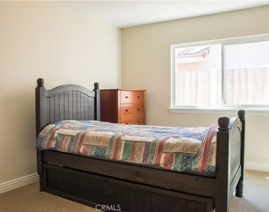 6017 E La Paz Way - Photo Thumbnail 14