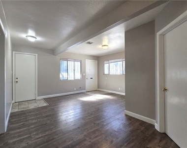 5448 Pomona - Photo Thumbnail 4