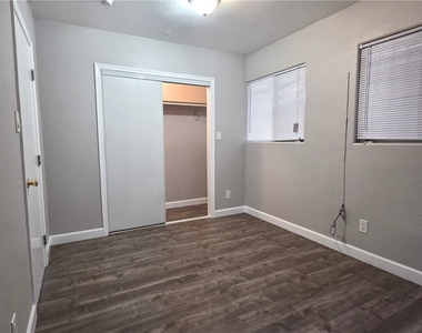 5448 Pomona - Photo Thumbnail 9