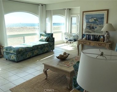 1319 Seal Way - Photo Thumbnail 5