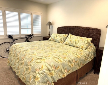1319 Seal Way - Photo Thumbnail 17