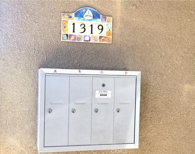 1319 Seal Way - Photo Thumbnail 19