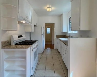 2622 Griffith Park Boulevard - Photo Thumbnail 2