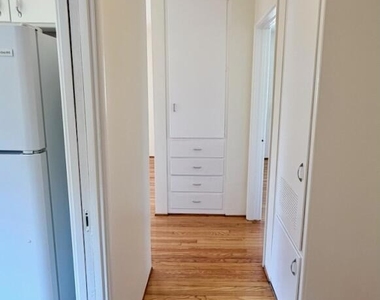 2622 Griffith Park Boulevard - Photo Thumbnail 9