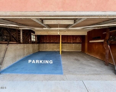 2622 Griffith Park Boulevard - Photo Thumbnail 13