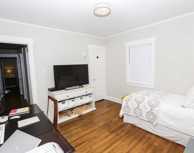2040 Queensberry Road - Photo Thumbnail 10