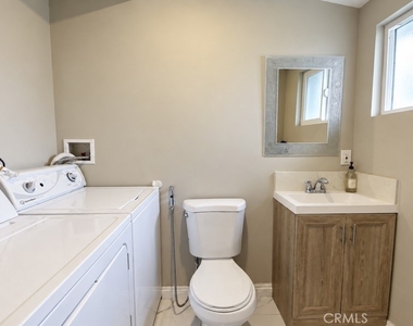 660 Beach Street - Photo Thumbnail 14