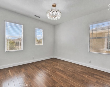 135 Willowbend - Photo Thumbnail 37
