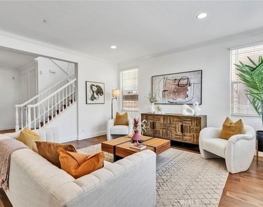 135 Willowbend - Photo Thumbnail 5