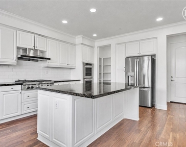 135 Willowbend - Photo Thumbnail 16