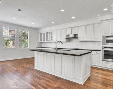 135 Willowbend - Photo Thumbnail 18