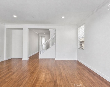 135 Willowbend - Photo Thumbnail 8