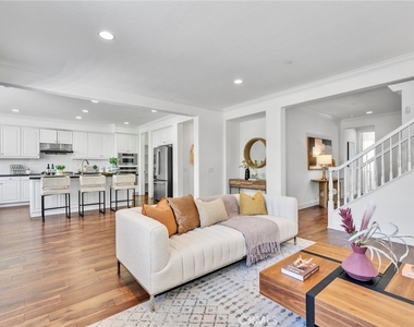 135 Willowbend - Photo Thumbnail 9