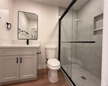 1126 W Philadelphia - Photo Thumbnail 4