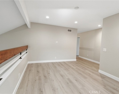 25302 Neptune Drive - Photo Thumbnail 19