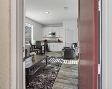 29356 Stageline Circle - Photo Thumbnail 15